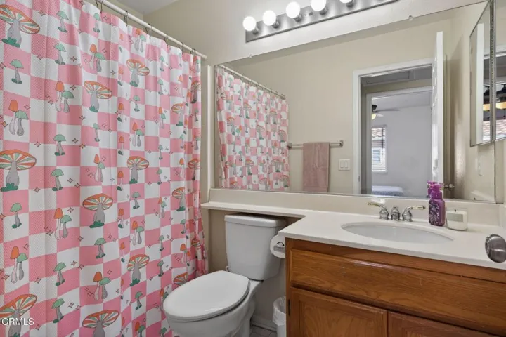 28-web-or-mls-Upmarket Media-1120 1st-05