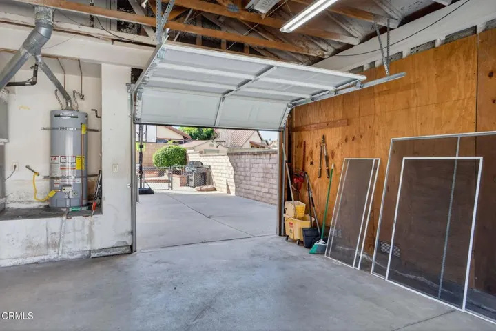 32-web-or-mls-Upmarket Media-1120 1st-11