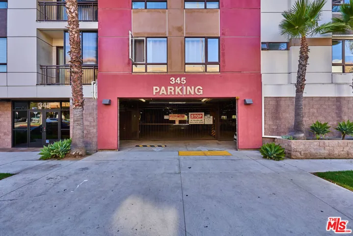 345 S Gramercy Place Ph3, Los Angeles, California 90020