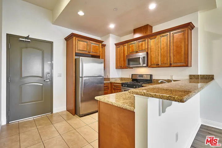 345 S Gramercy Place Ph3, Los Angeles, California 90020