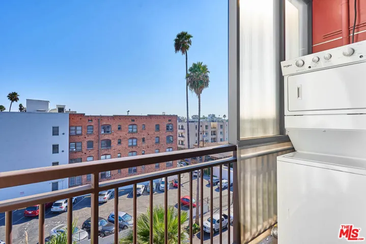 345 S Gramercy Place Ph3, Los Angeles, California 90020