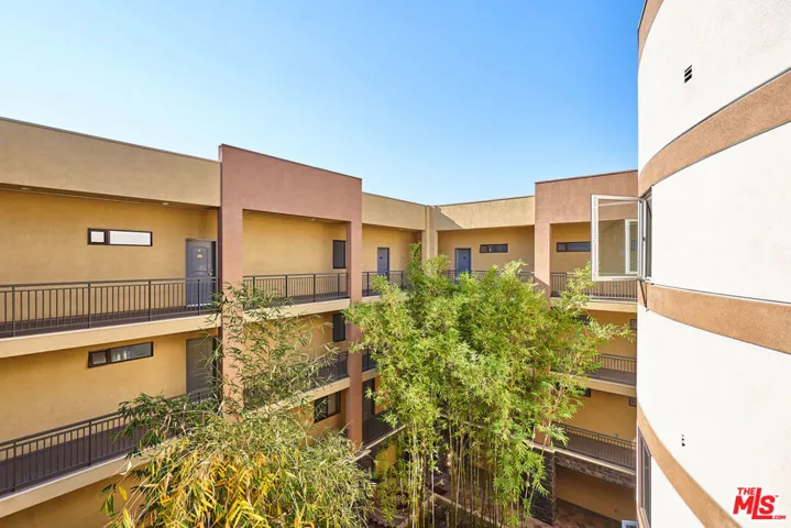 345 S Gramercy Place Ph3, Los Angeles, California 90020