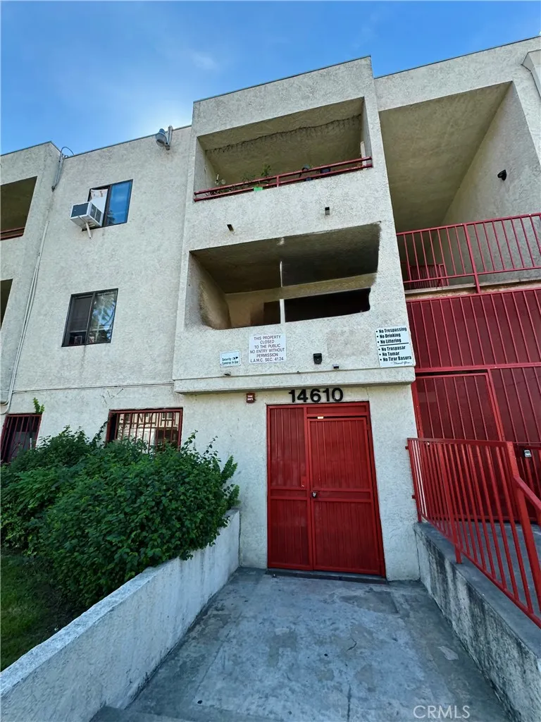 14610 Delano 215, Van Nuys, California 91411 — photo 5