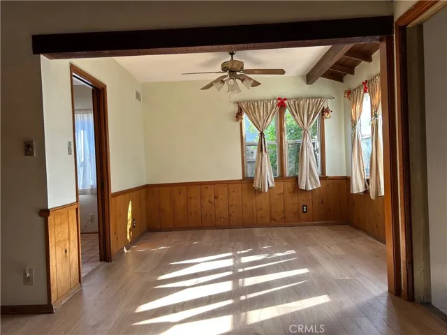 Dining Area with ceiling fan.