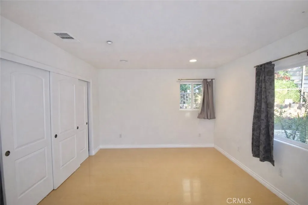 Back bedroom#5