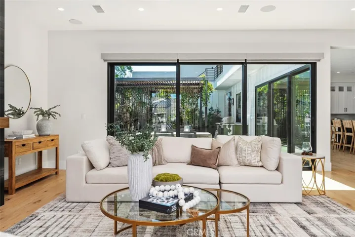 175 Costa Mesa, Costa Mesa, California 92627