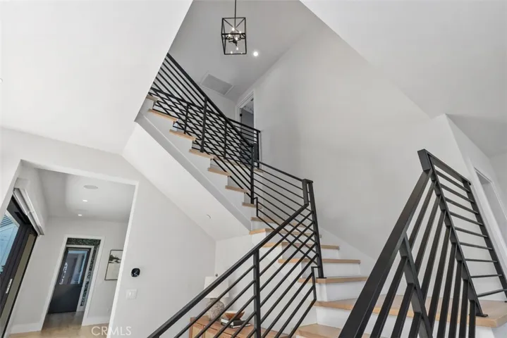 175 Costa Mesa, Costa Mesa, California 92627