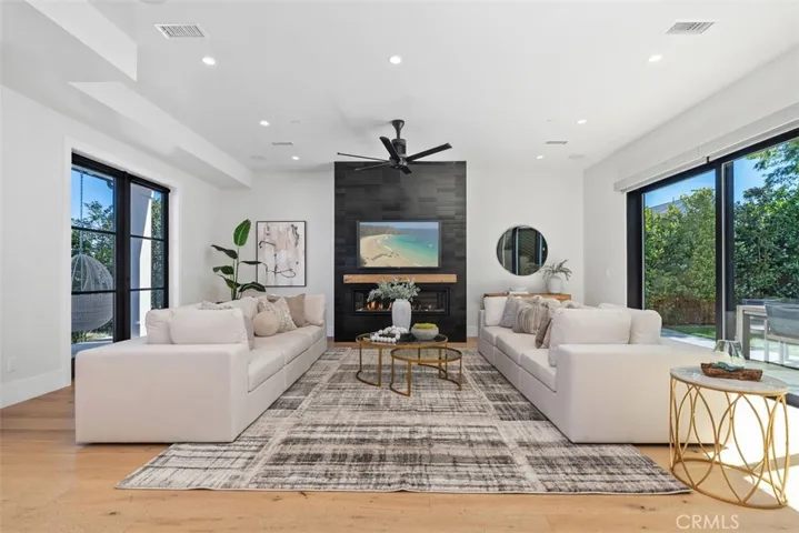175 Costa Mesa, Costa Mesa, California 92627