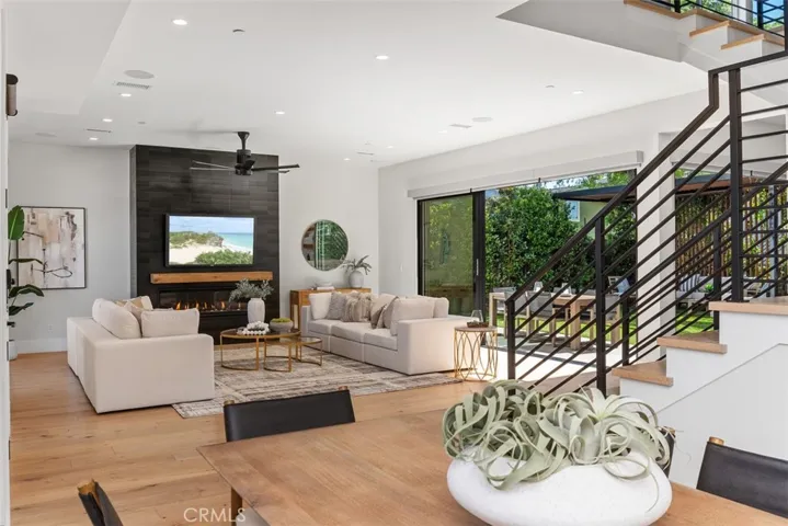 175 Costa Mesa, Costa Mesa, California 92627