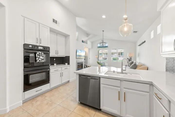 22_76796_Kybar_Rd22_mls