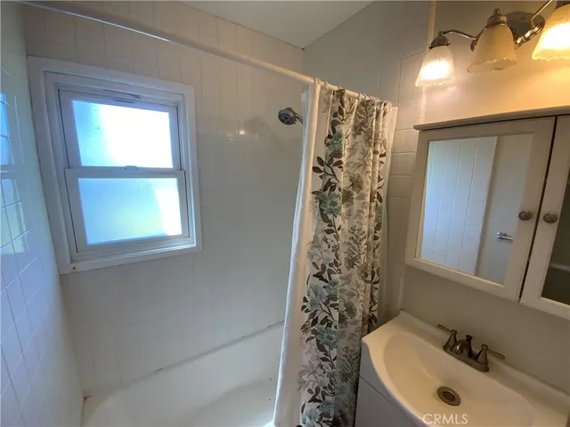 745 W E, Ontario, California 91762
