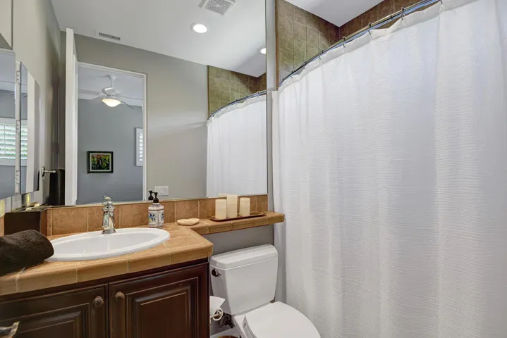 BEDROOM 2 BATHROOM.jpg mls