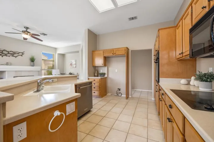 23-web-or-mls-2H8A1287