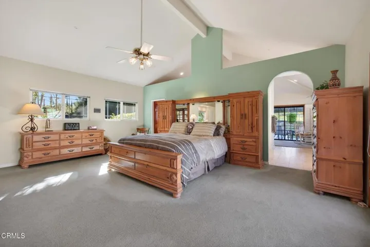 35-web-or-mls-Upmarketmedia_10995Alt-109