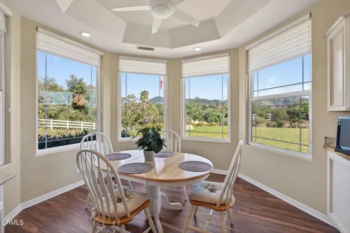 32-web-or-mls-Upmarketmedia_10995Alt-100