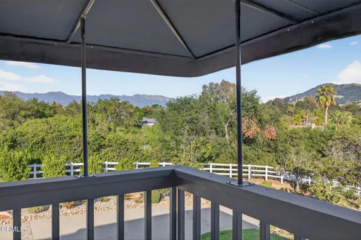 60-web-or-mls-Upmarketmedia_10995Alt-190