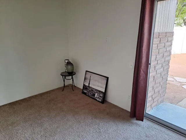 mstr bdrm sliding door