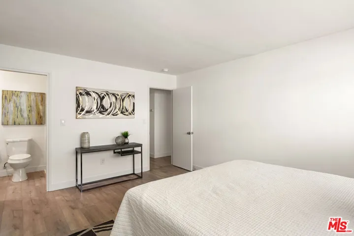 6601 Springpark Avenue 9, Los Angeles, California 90056
