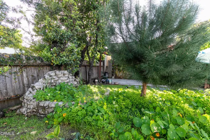 2270 E Orange Grove30