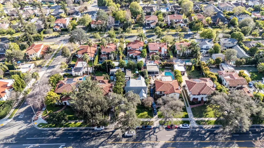 2270 E Orange Grove38
