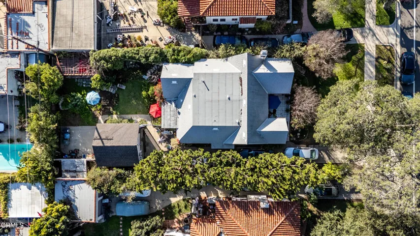 2270 E Orange Grove37