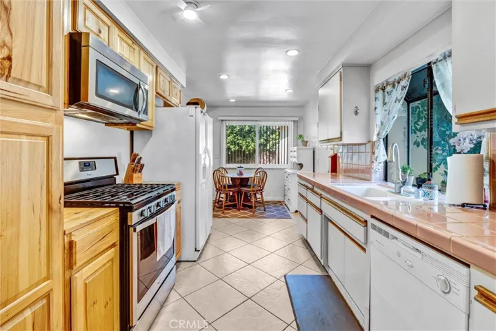 23106 Baltar, West Hills, California 91304