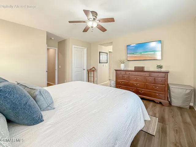 hPrimary Bedroom Suite3