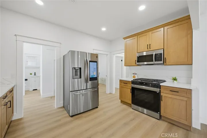 661 N 4th, Banning, California 92220
