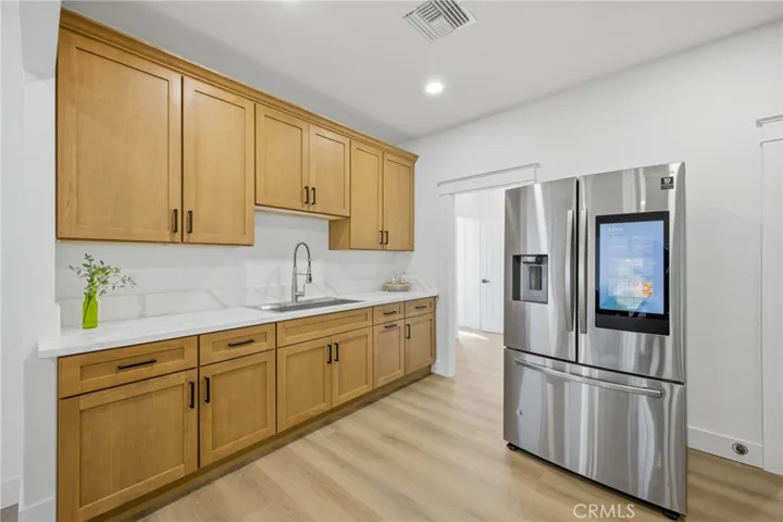 661 N 4th, Banning, California 92220