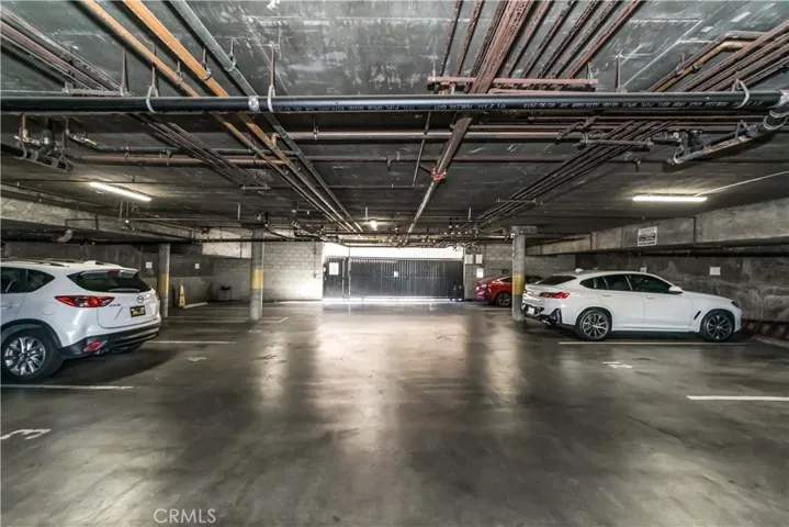 300 S Westmoreland, Los Angeles, California 90020