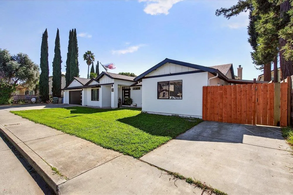 500 Ronan Ave