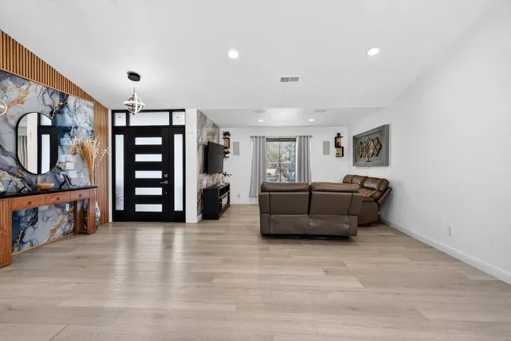 500 Ronan Avenue, Gilroy, California 95020