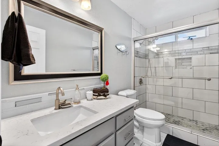 500 Ronan Avenue, Gilroy, California 95020
