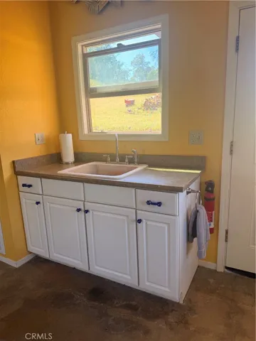 Extra sink