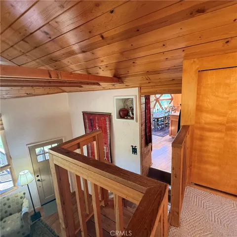 Stairs from the loft to kitchen and livingroom