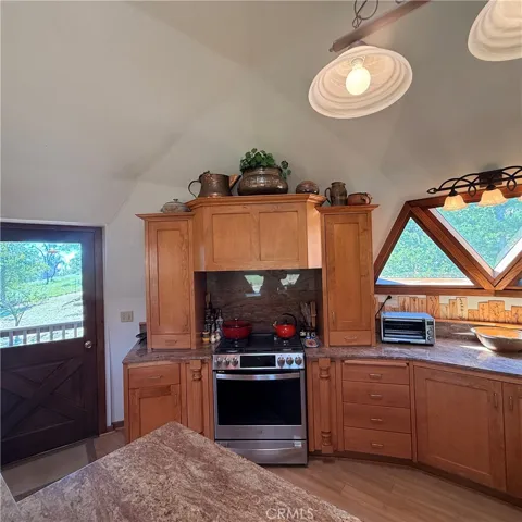 Kitchen stove