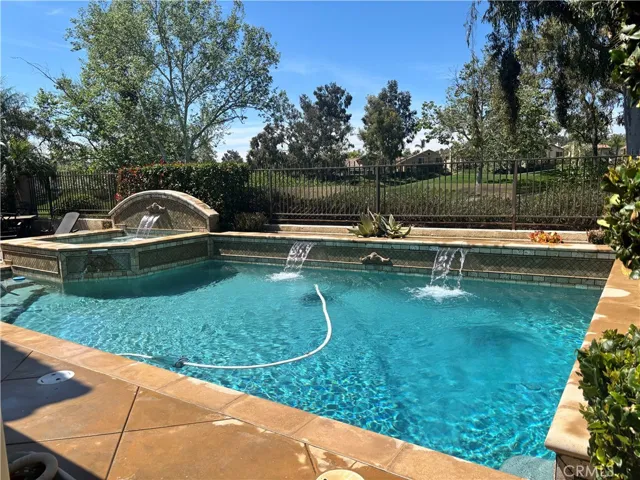 21 Sendero, Rancho Santa Margarita, California 92688