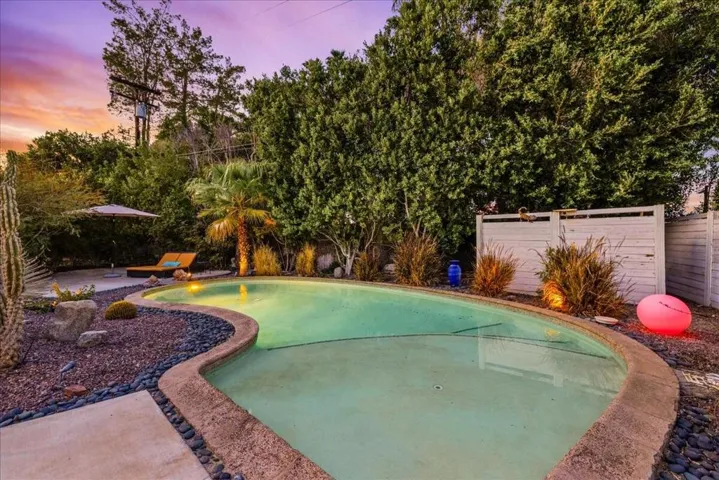 101-Pool edit (8)