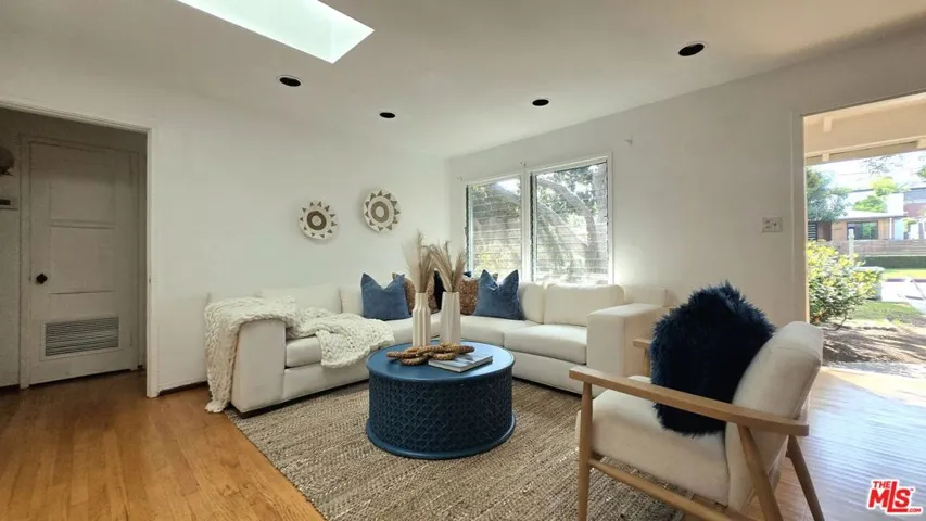 3538 Greenfield Avenue, Los Angeles, California 90034