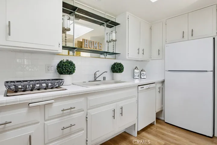 13580 Cedar Crest Lane 110l, Seal Beach, California 90740