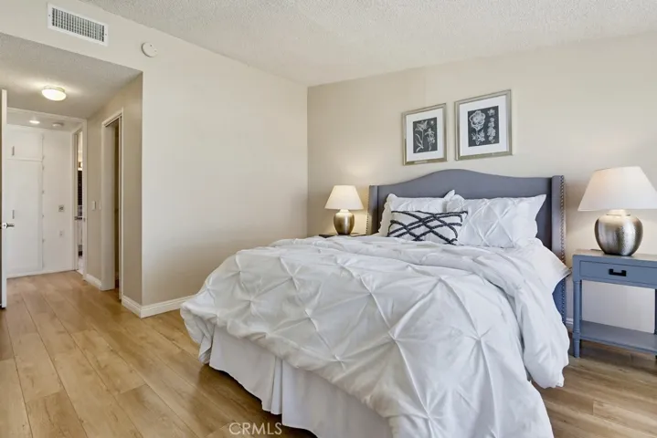 13580 Cedar Crest Lane 110l, Seal Beach, California 90740