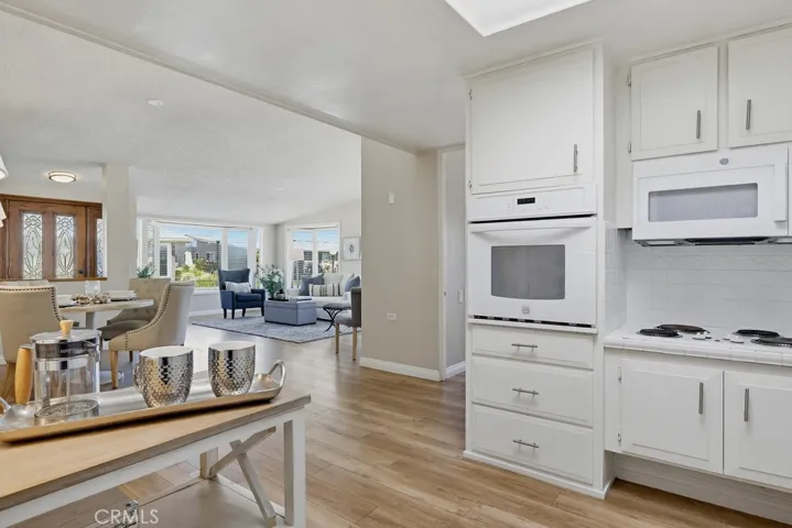 13580 Cedar Crest Lane 110l, Seal Beach, California 90740