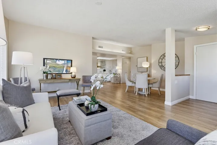13580 Cedar Crest Lane 110l, Seal Beach, California 90740
