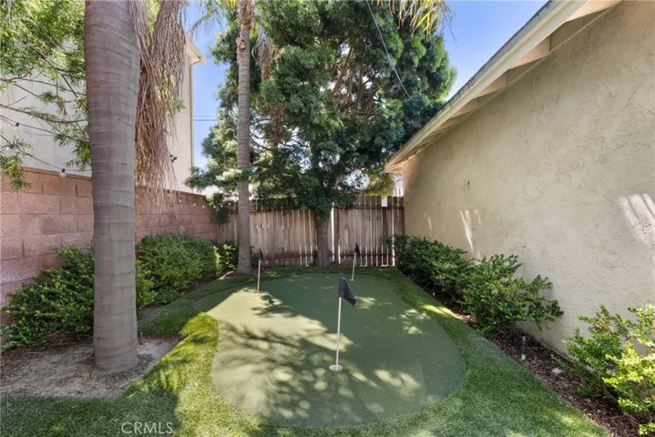 Putting green