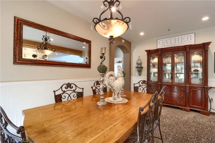 dining area in kitchen