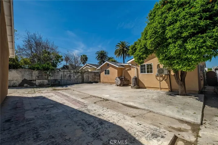 1972 Olive, Long Beach, California 90806