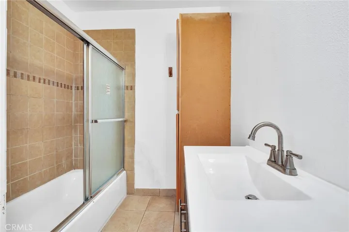 1972 Olive, Long Beach, California 90806