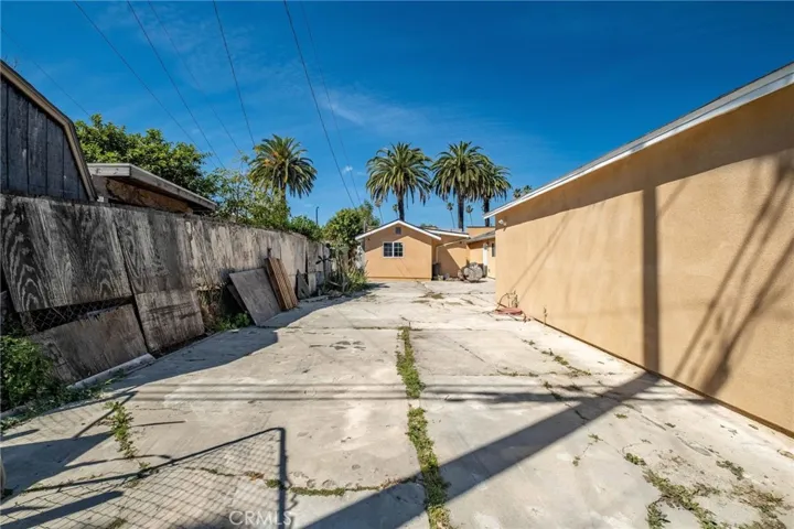 1972 Olive, Long Beach, California 90806