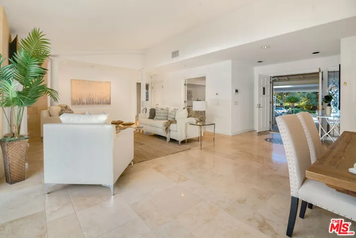 3508 Adamsville Avenue, Calabasas, California 91302