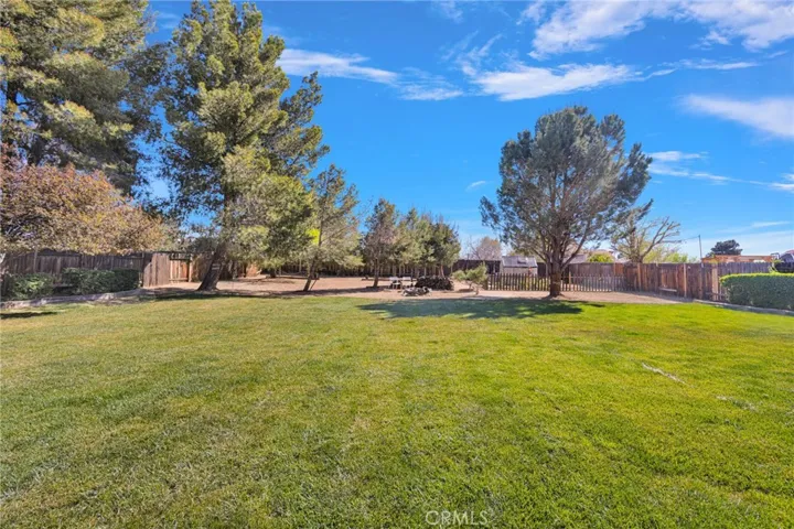 19149 San Jacinto Way, Apple Valley, California 92308